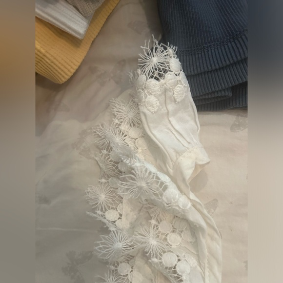 Peixoto white crop top. Cute ruffled straps. Size small. - Picture 4 of 5